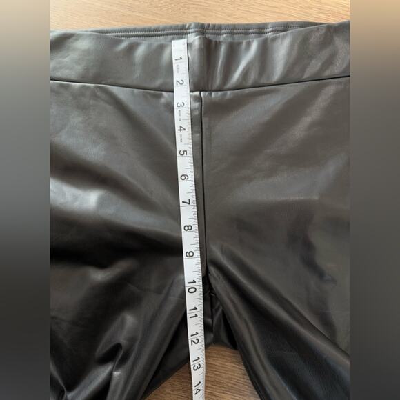 NWT Loft Faux Leather Black Leggings With Back Seam Size Medium - Picture 11 of 12